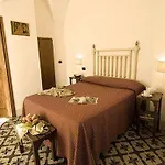 Palazzo D'erchia 3*